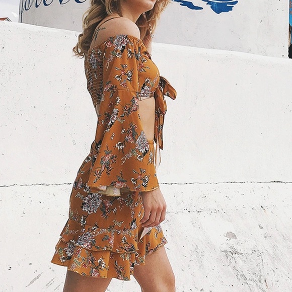 NEW Crop Top Mini Skirt Summer Outfit Large - Picture 6 of 6